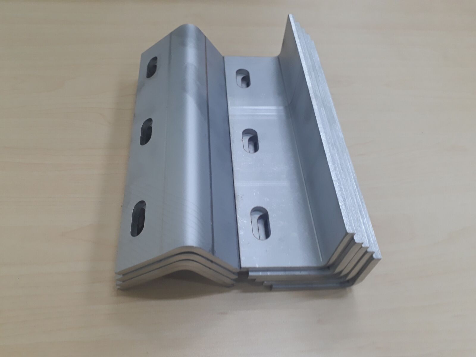 Cắt Laser chấn gấp inox