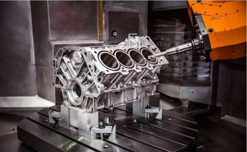 GIA CÔNG CƠ KHÍ CHÍNH XÁC VÀ NGÀNH CÔNG NGHIỆP SẢN XUẤT Ô TÔ | Hutscom.vn